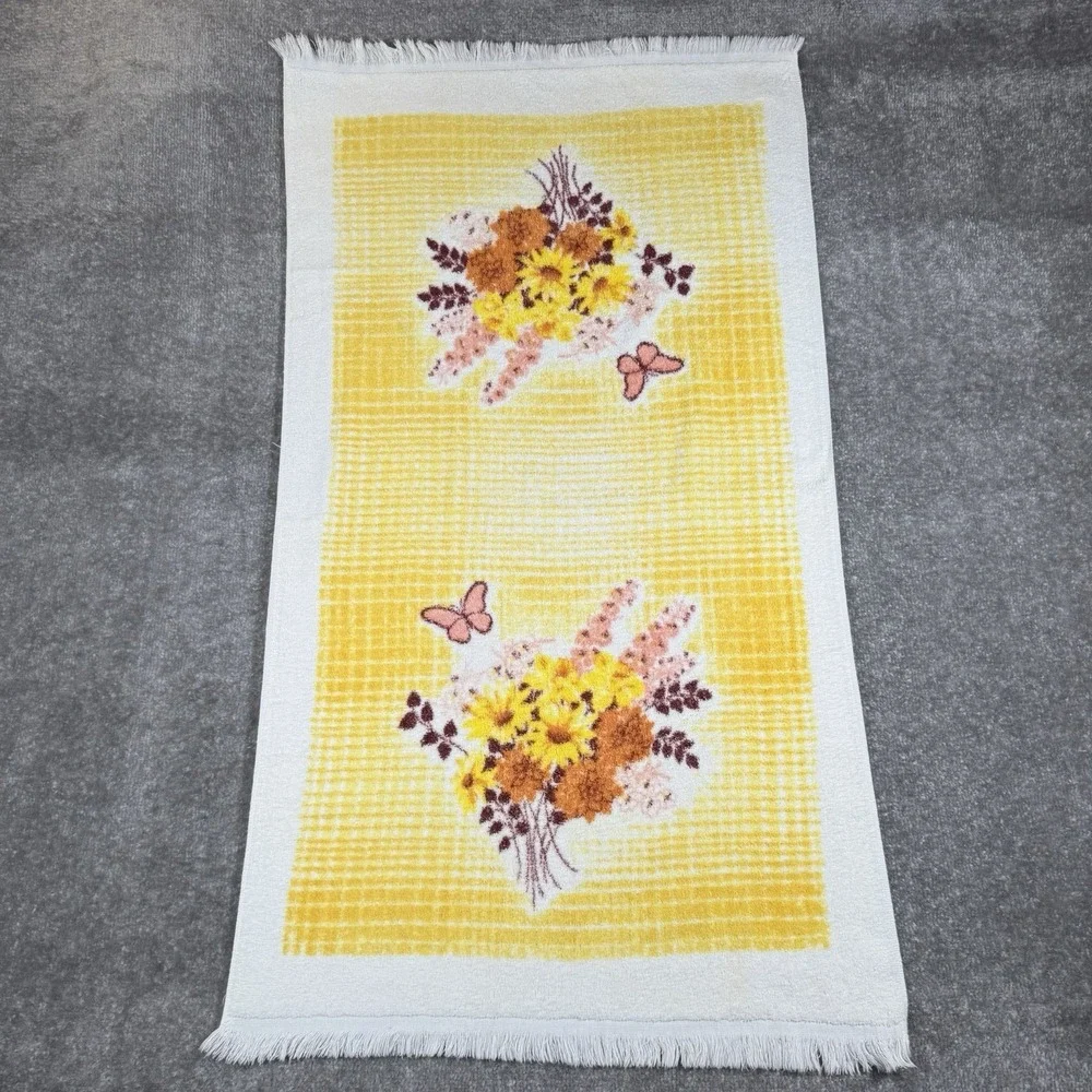 Vintage First Edition Franco Bath Towel and Washcloth Floral‎ USA
